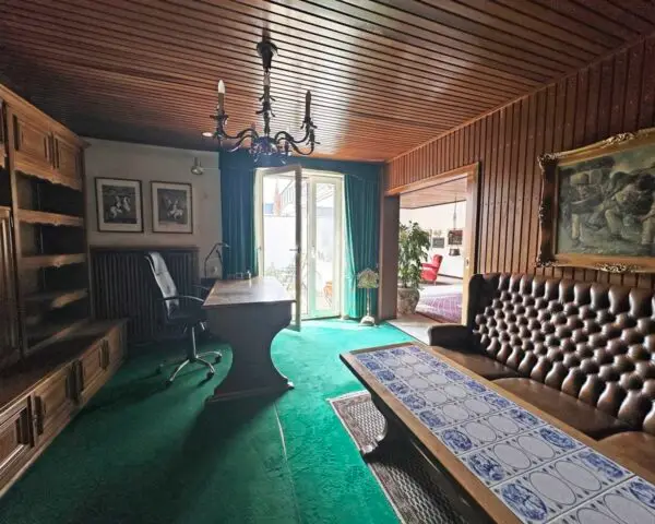 Arbeitszimmer