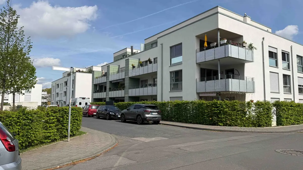 Straßenansicht