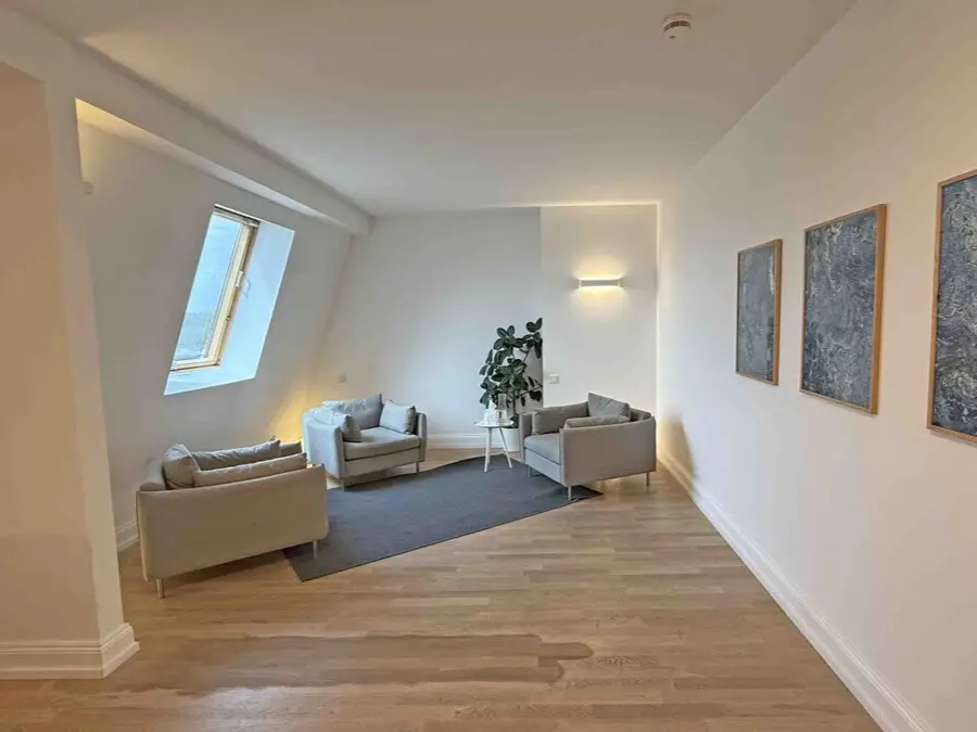 Zimmer IV