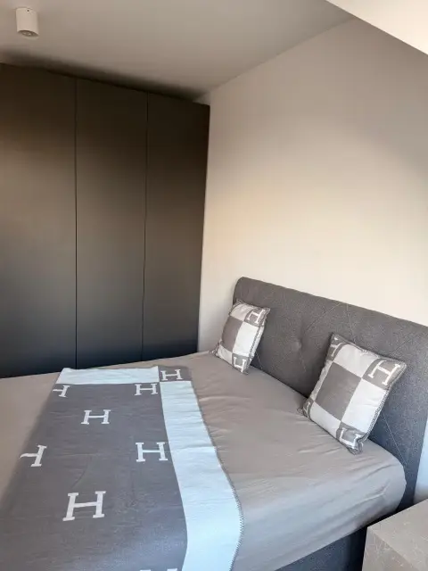 Kleiderschrank