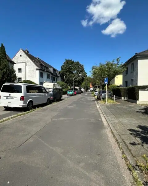 Straßenansicht